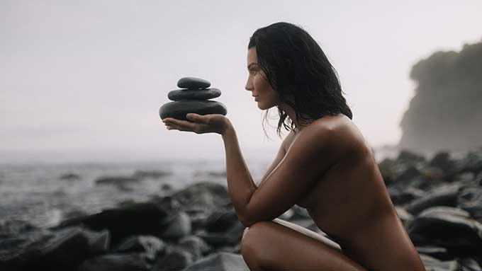 What is fine art nude photography — article by Buyanskyy